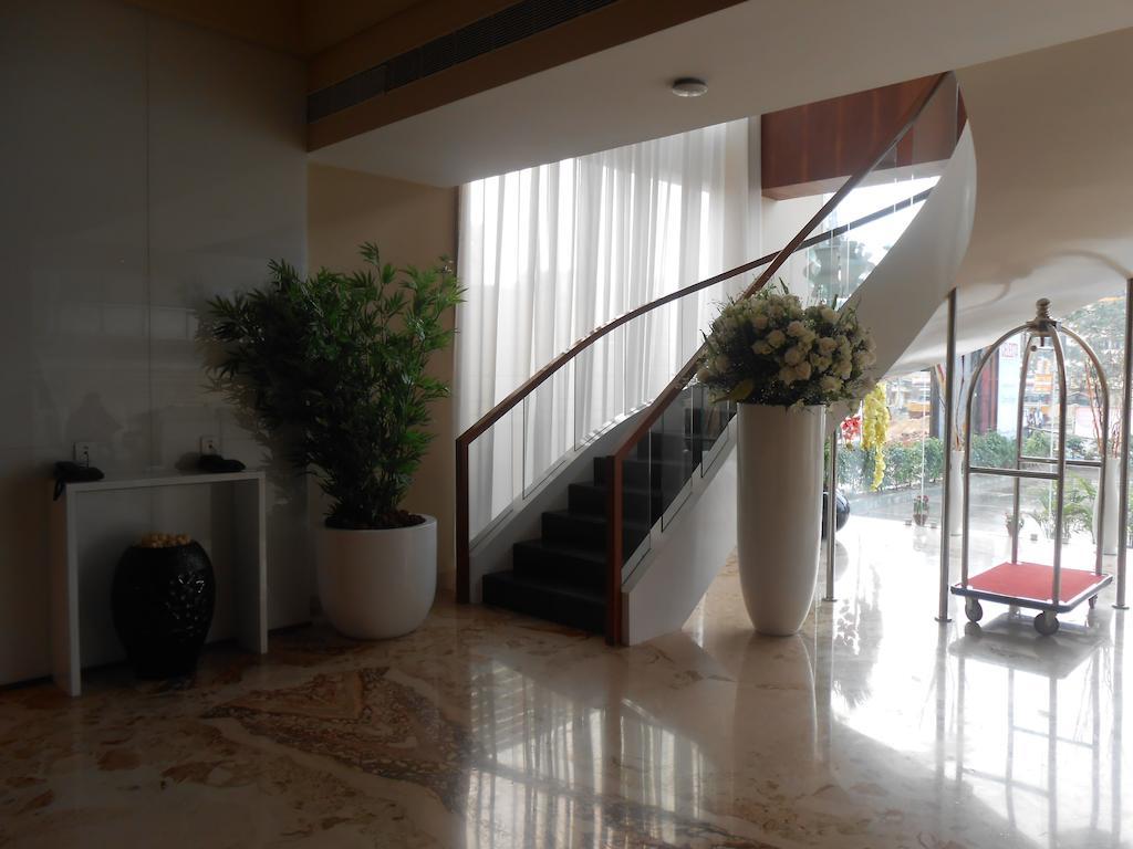 Celesta - Kolkata Hotell Exteriör bild