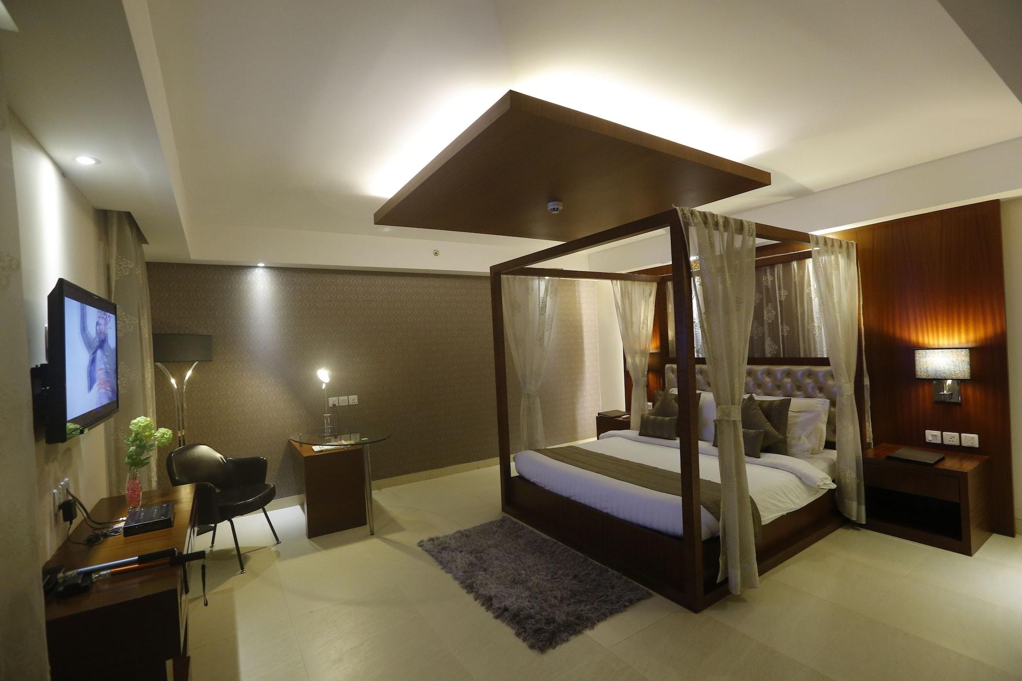 Celesta - Kolkata Hotell Exteriör bild
