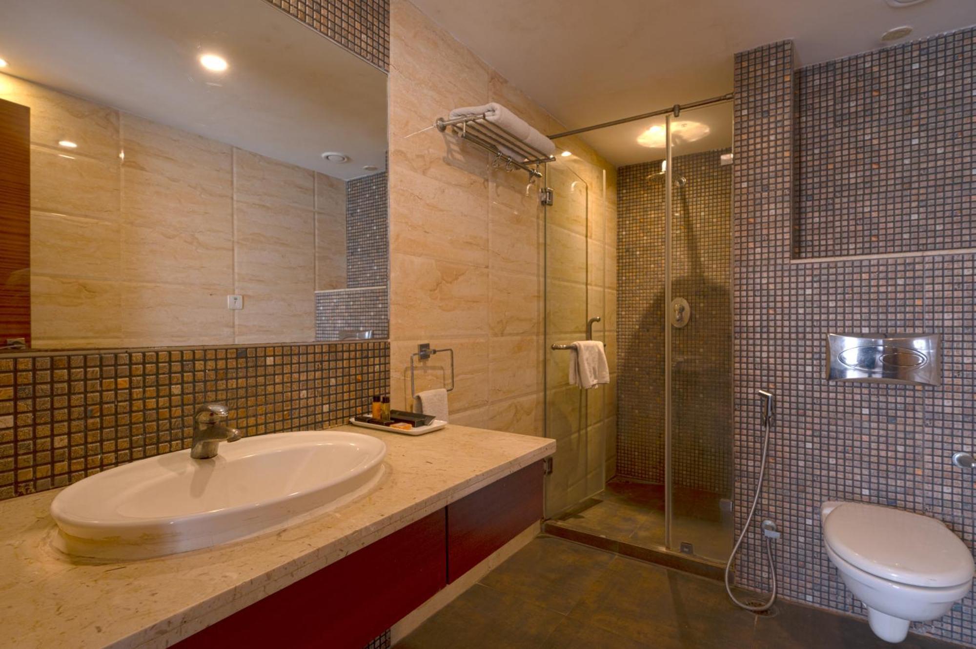 Celesta - Kolkata Hotell Exteriör bild