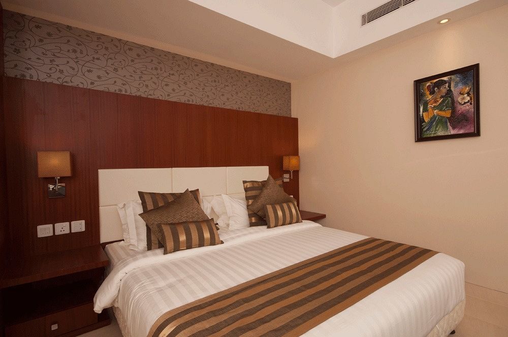 Celesta - Kolkata Hotell Exteriör bild