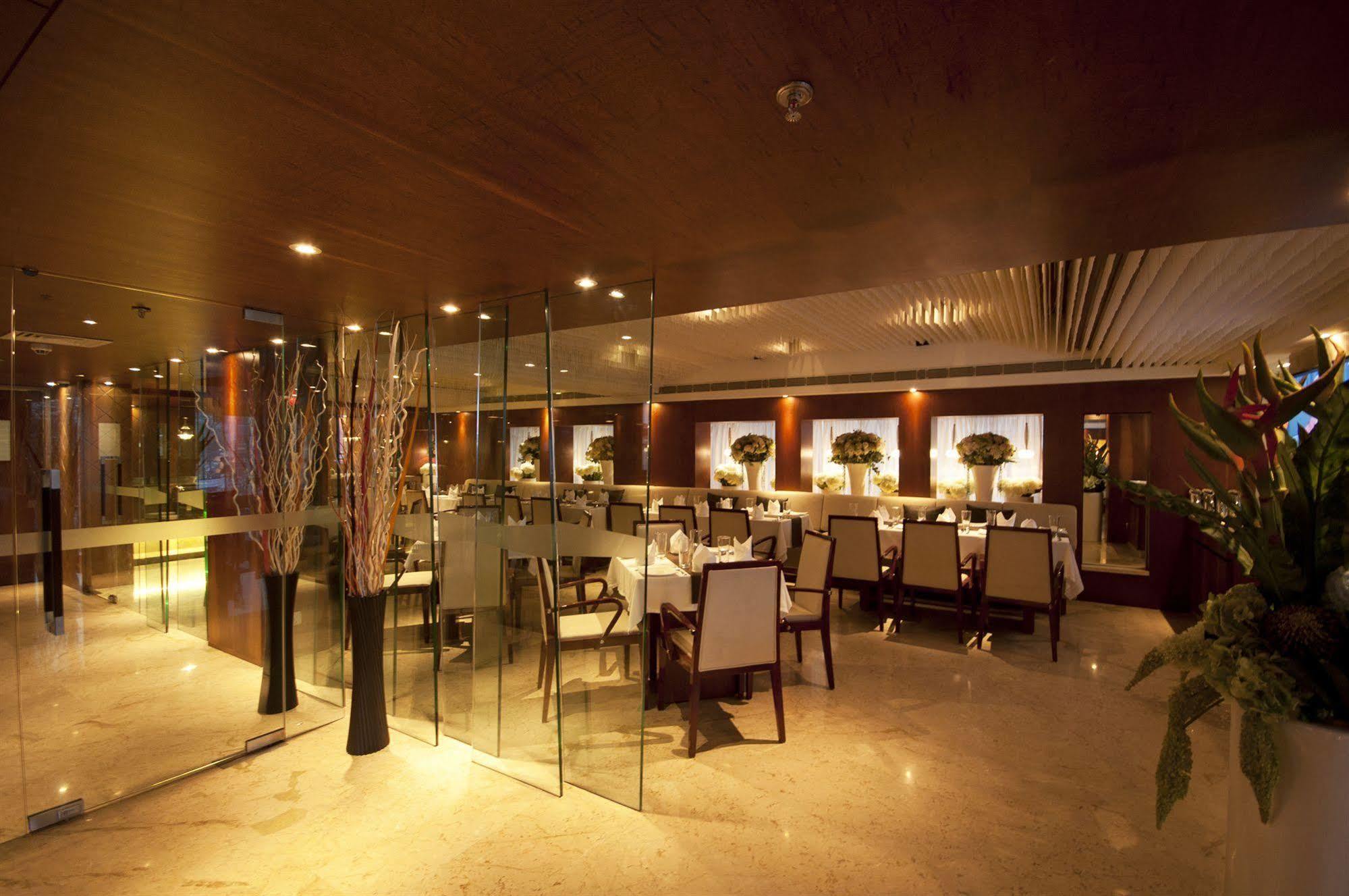 Celesta - Kolkata Hotell Exteriör bild